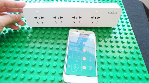 Broadlink MP1