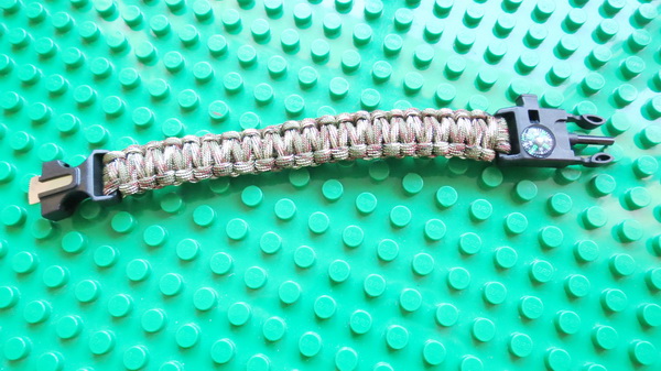 Survival Paracord Bracelet