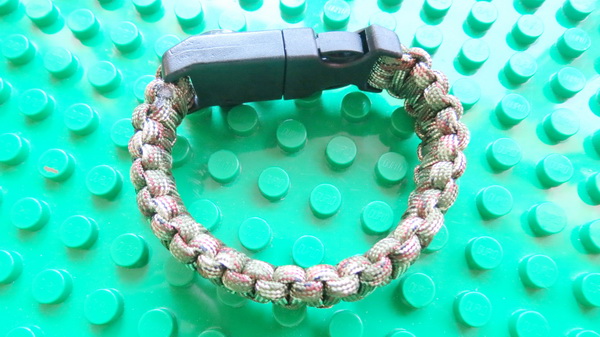 Survival Paracord Bracelet