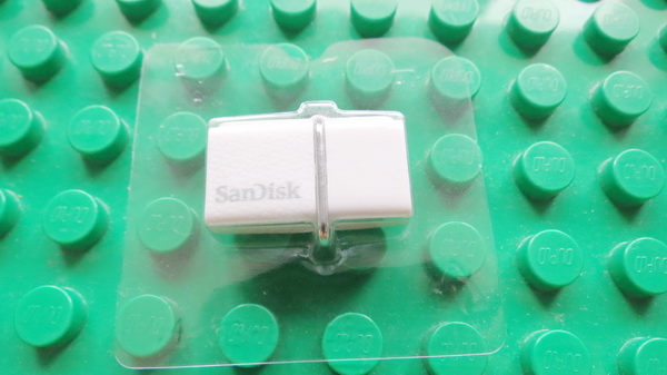 SanDisk SDDD2
