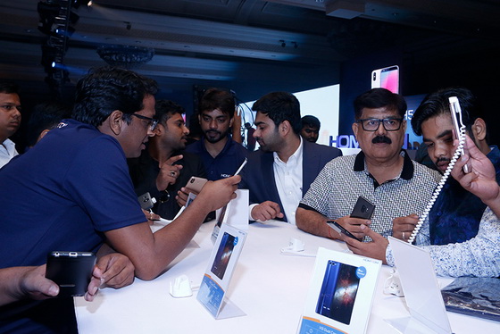HOMTOM Debuts in India
