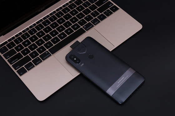 ELEPHONE PX