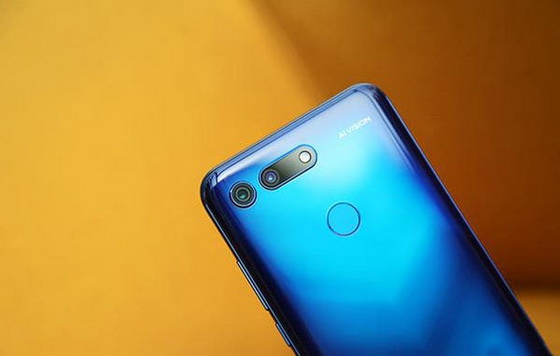 Huawei Honor V20