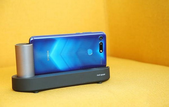 Huawei Honor V20